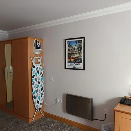 Corn Mill Hotel Leeds (West Yorkshire)