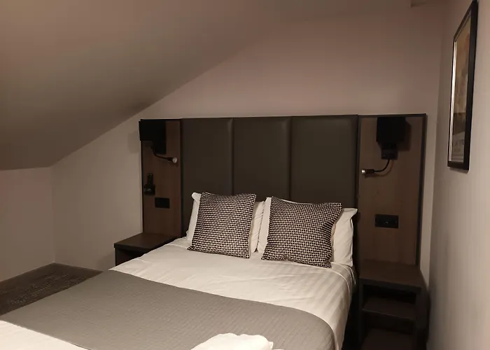 Corn Mill Szálloda 3*