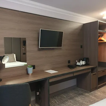 Corn Mill Hotel 3*